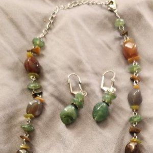 Necklace and earrings.  Earth tone acrylic 18-20" adjustable